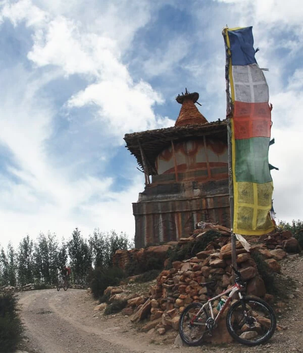 Lower Mustang Mountain Biking